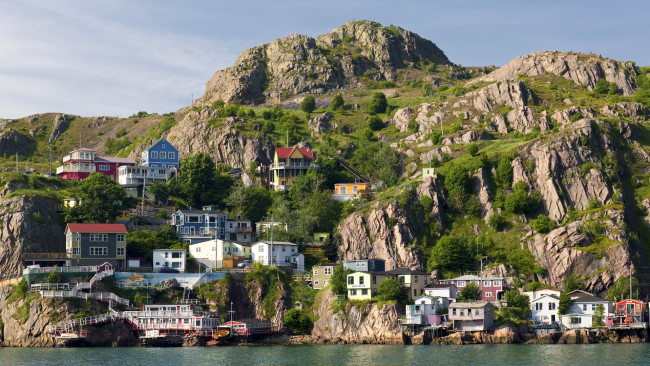 Обои картинки фото st, john`s, harbour, newfoundland, and, labrador, canada, города, пейзажи, канада, горы, здания, побережье