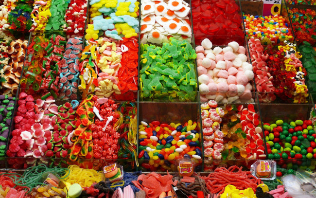 Обои картинки фото еда, конфеты, шоколад, сладости, драже, много, разноцветные