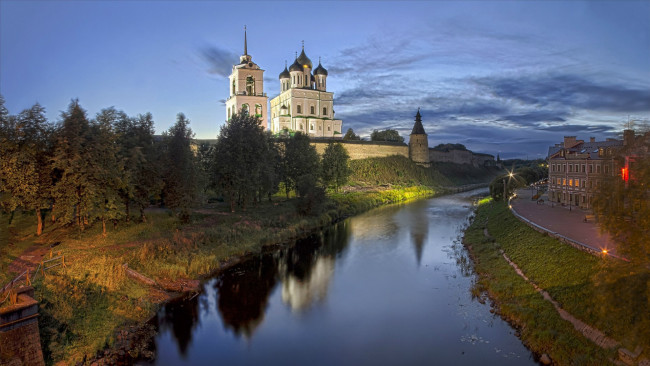 Обои картинки фото города, - православные церкви,  монастыри, река, вечер, псков