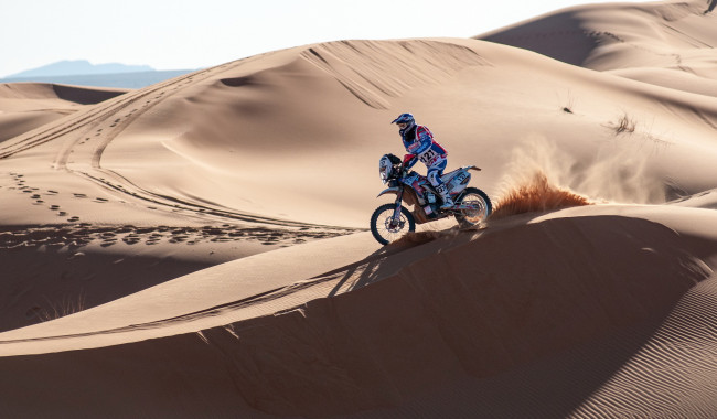 Обои картинки фото спорт, мотокросс, мотоцикл, гонка, пустыня