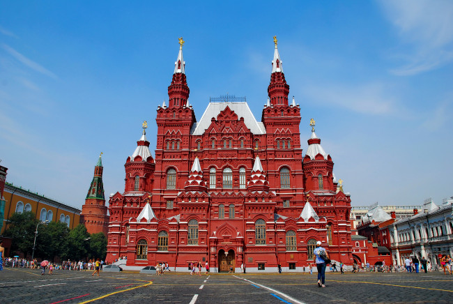 Обои картинки фото historical museum - red square,  moscow, города, москва , россия, музей, площадь