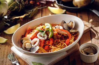 Картинка еда макаронные+блюда мидии спагетти паста макароны креветки