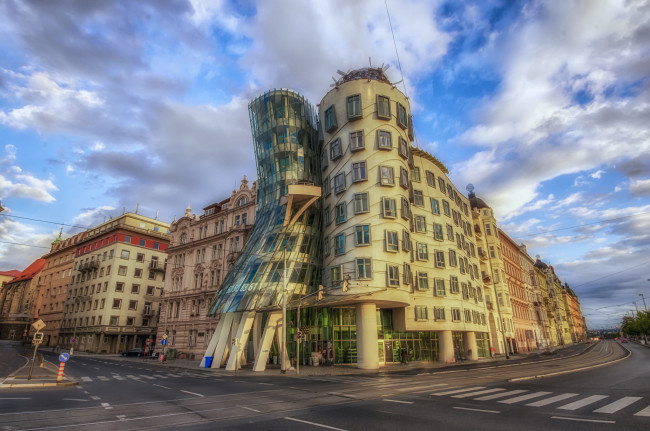 Обои картинки фото nationale nederlanden building, города, - улицы,  площади,  набережные, строение, площадь