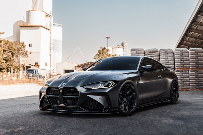 Обои картинки фото автомобили, bmw, front, grey, m4, coupe, g82, adro