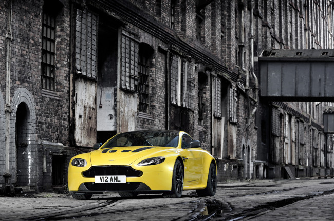 Обои картинки фото 2013, aston, martin, v12, vantage, автомобили, s