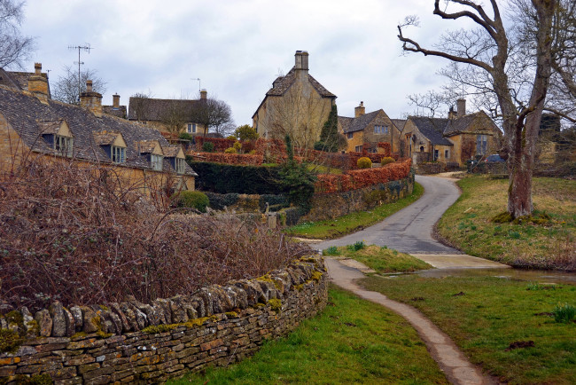 Обои картинки фото деревня, cotswolds, england, города, улицы, площади, набережные, дома, улица, ландшафт