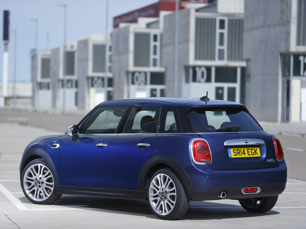 Обои картинки фото автомобили, mini, cooper, d, голубой, 2014г, uk-spec, 5-door