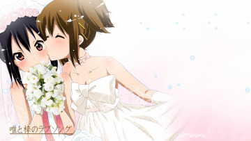 Картинка аниме k-on поцелуй арт девушки букет nakano azusa hirasawa yui