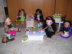 обоя разное, bratz, куклы