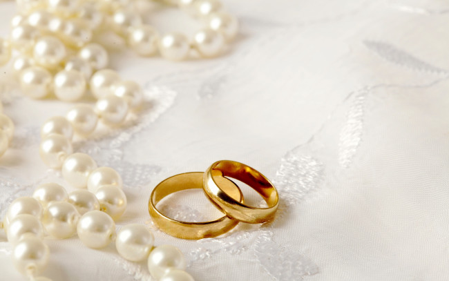 Обои картинки фото разное, украшения,  аксессуары,  веера, жемчуг, кольца, свадьба, soft, lace, ring, perls, background, wedding