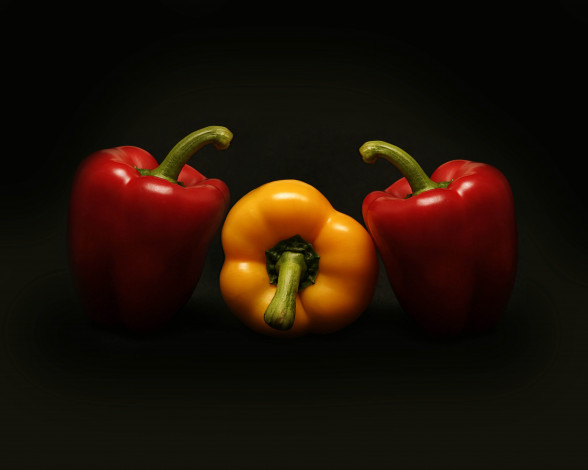 Обои картинки фото еда, перец, желтый, красный