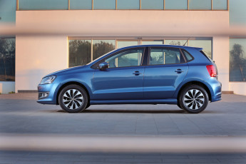 Картинка автомобили volkswagen синий 2014г typ 6r za-spec bluemotion polo