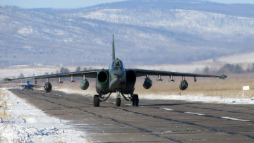 обоя су-25, авиация, боевые самолёты, аэродром, зима, истребитель, взлетная, полоса, грач, frogfoot, штурмовик