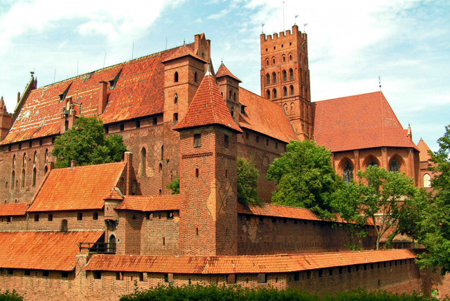 Обои картинки фото malbork castle, города, замки польши, malbork, castle