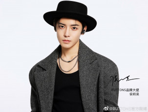 Картинка мужчины hou+ming+hao актер пальто шляпа цепочка