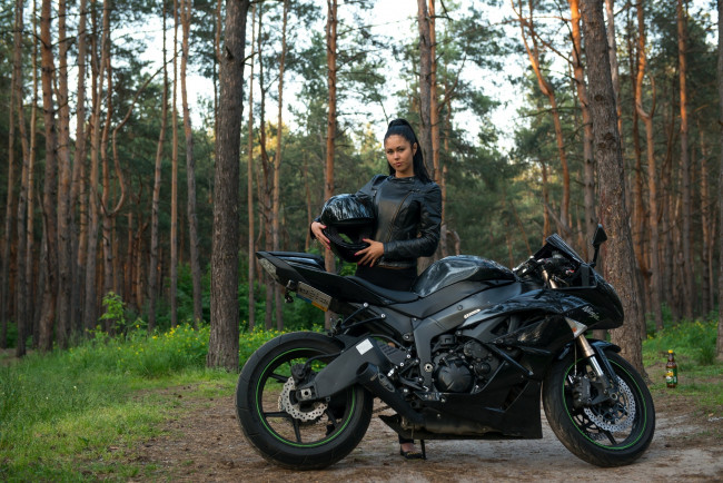 Обои картинки фото мотоциклы, мото, девушкой, kawasaki, ninja, motorcycle, bike, girl