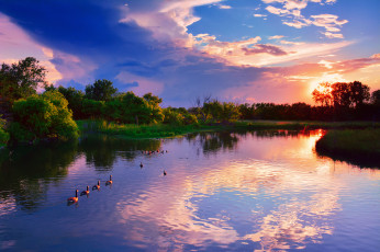Картинка природа реки озера свет солнце облака отражение река лес