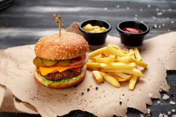 Картинка еда бутерброды +гамбургеры +канапе соусы картофель фри гамбургер