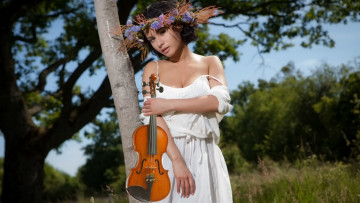 Картинка музыка -+другое девушка скрипка венок дерево растения