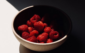 Картинка еда малина спелая ягоды
