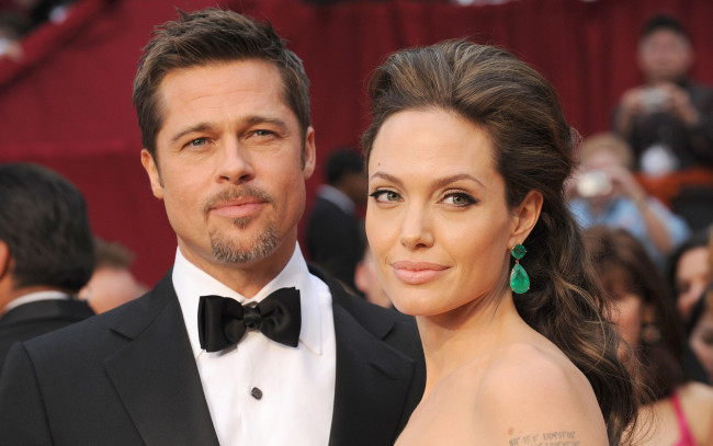 Обои картинки фото angelina, jolie, and, brad, pitt, разное, знаменитости