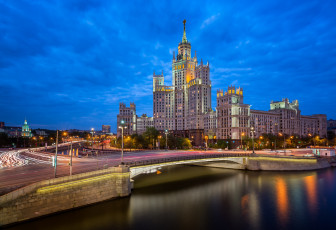 Картинка moscow +russia города москва+ россия высотка река мост
