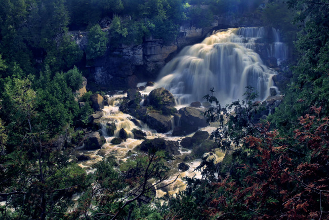 Обои картинки фото природа, водопады, камни, лес, водопад