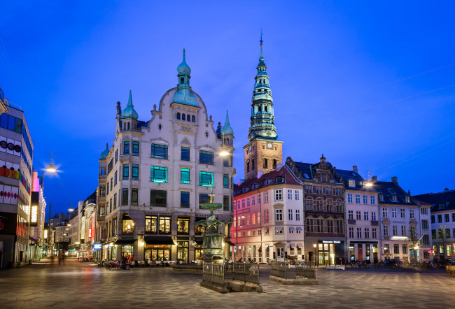 Обои картинки фото copenhagen,  denmark, города, копенгаген , дания, площадь, ратуша