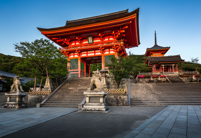 Обои картинки фото kyoto,  japan, города, киото , Япония, храм, парк