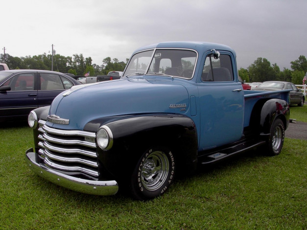 Обои картинки фото 1951, chevrolet, pickup, classic, автомобили, выставки, уличные, фото