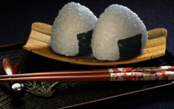 Картинка еда рыба морепродукты суши роллы поднос подставка палочки