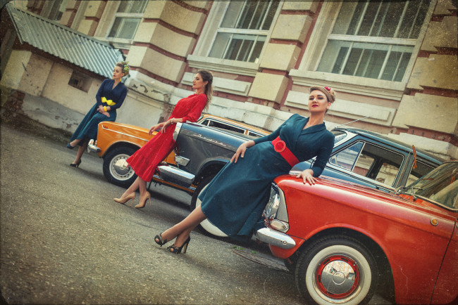 Обои картинки фото автомобили, -авто с девушками, ретро, девушки, стиляги, газ, 21, москвич, лада, ваз, 2103