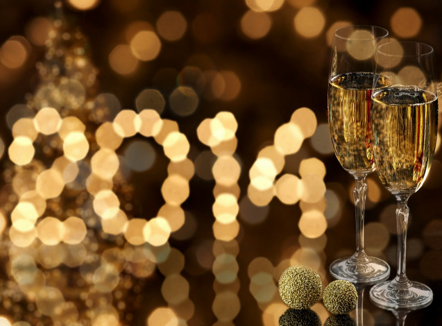 Обои картинки фото праздничные, угощения, шампанское, бокалы, боке, золото, цифры, 2014, праздники, new, year, christmas, рождество, новый, год