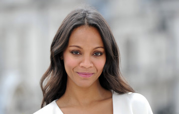 обоя zoe saldana, девушки, zoe, saldana, девушка, актриса, лицо, мулатка, портрет