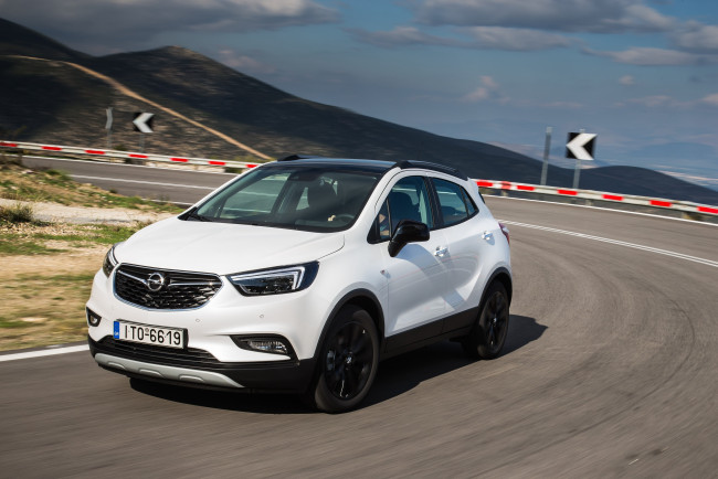 Обои картинки фото автомобили, opel, фон, автомобиль