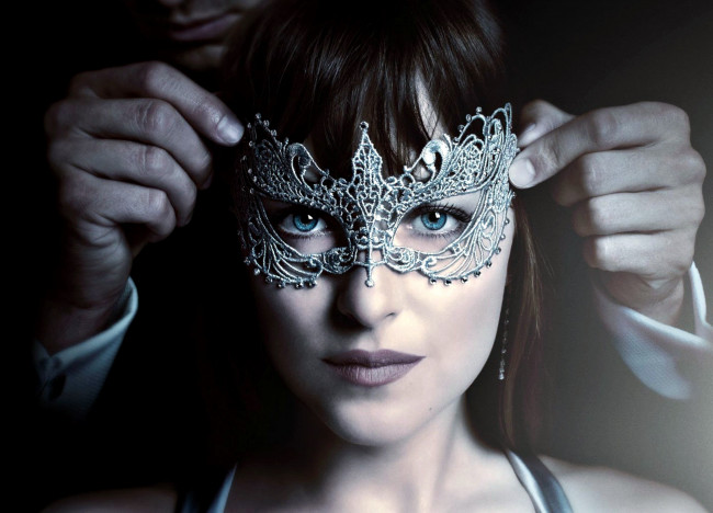 Обои картинки фото fifty shades darker, кино фильмы, маска