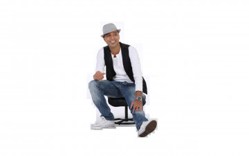 Картинка музыка arash шляпа жилет джинсы кресло