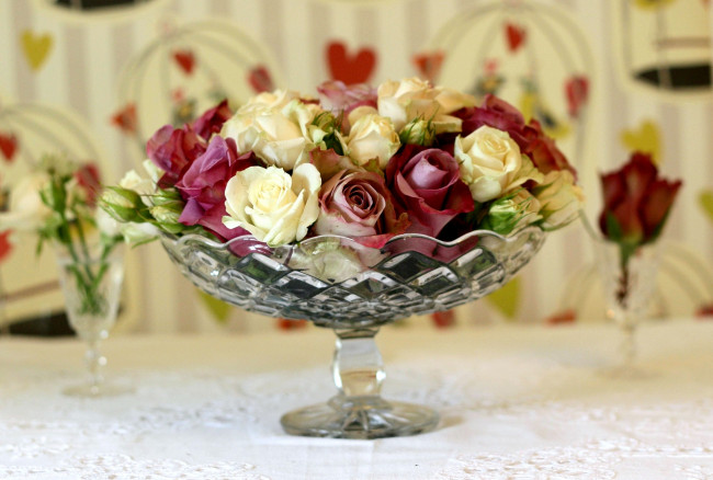 Обои картинки фото цветы, розы, много, ваза