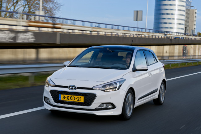 Обои картинки фото автомобили, hyundai, светлый, 2014г, ib, blue, i20