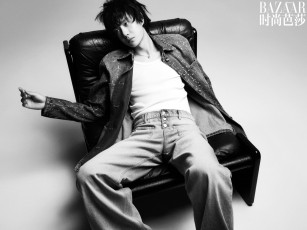 Картинка мужчины wang+yi+bo куртка джинсы кресло