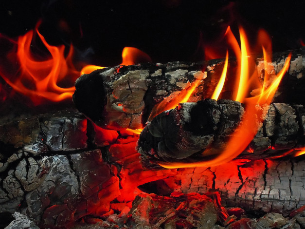Обои картинки фото природа, огонь, поленья, пламя