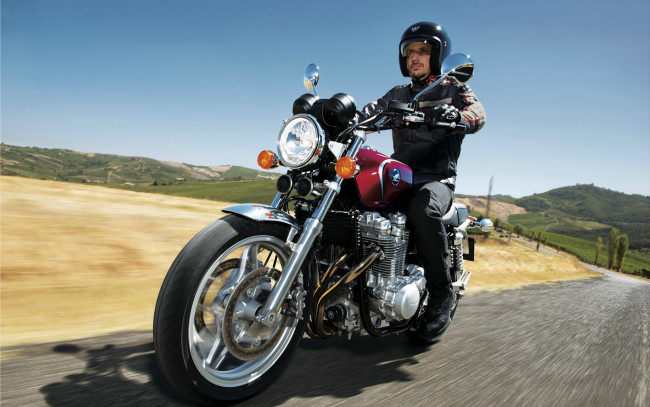 Обои картинки фото мотоциклы, honda, cb, 1100, motorcycle