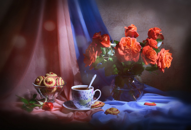 Обои картинки фото еда, натюрморт, печенье, чай, розы