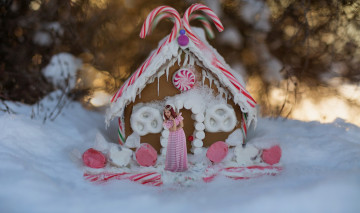 Картинка девушки -unsort+ креатив рыжая девушка домик конфеты сахарный