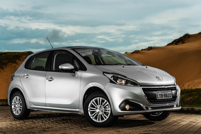 Обои картинки фото автомобили, peugeot, 208, 2016г, latam