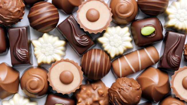 Обои картинки фото еда, конфеты,  шоколад,  сладости, ассорти, шоколадные