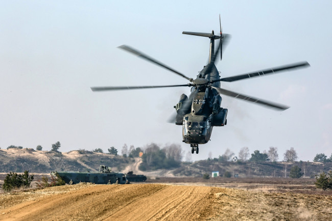 Обои картинки фото mh-53, авиация, вертолёты, немецкая, армия, mh53, вертушка, военный, вертолет