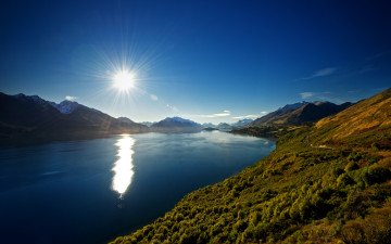 Картинка природа восходы закаты пейзаж горы новая зеландия new zealand lake wakatipu озеро
