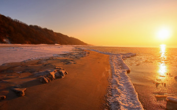 Картинка природа восходы закаты снег море закат пляж