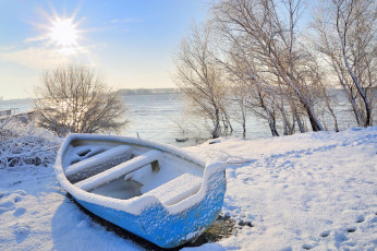 Картинка корабли лодки +шлюпки снег зима мороз лодка